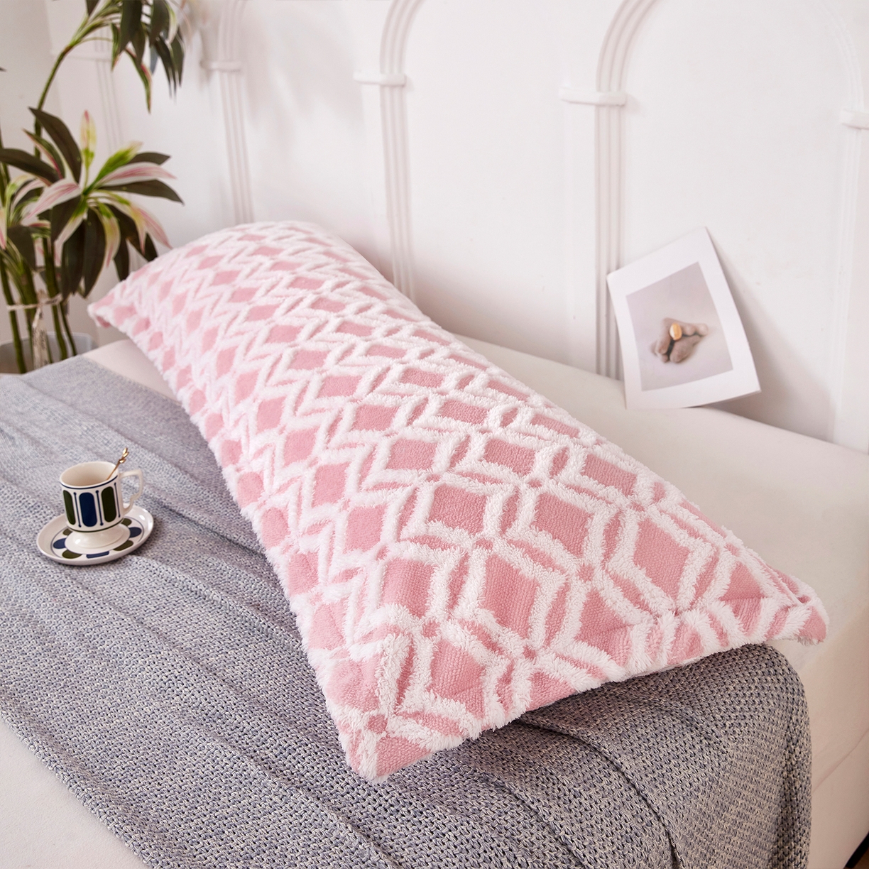 91家纺网 家纺一手货源 找家纺 云玲时尚 2025新款阳离子塔芙绒双人枕套 菱格粉