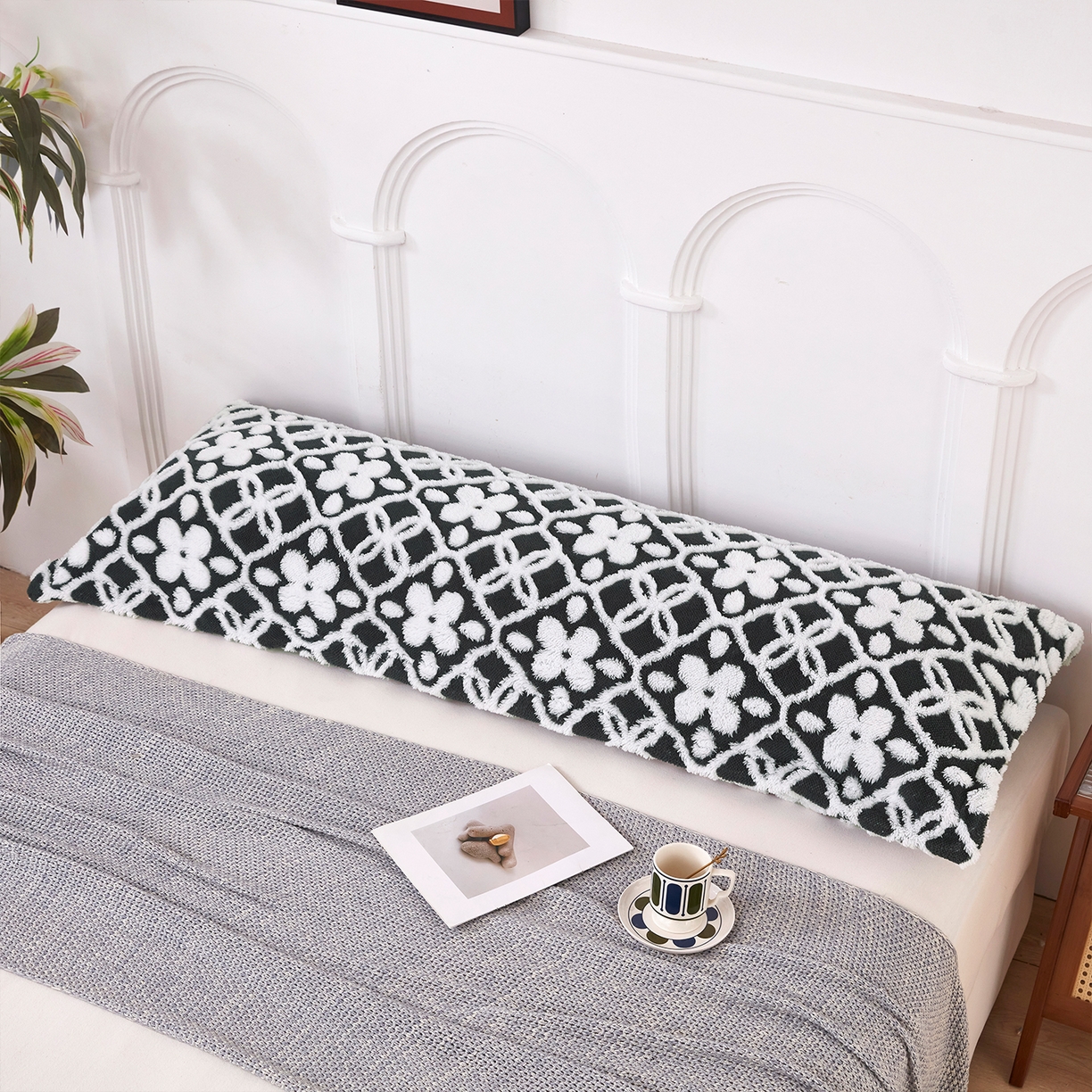 91家纺网 家纺一手货源 找家纺 云玲时尚 2025新款阳离子塔芙绒双人枕套 山茶黑