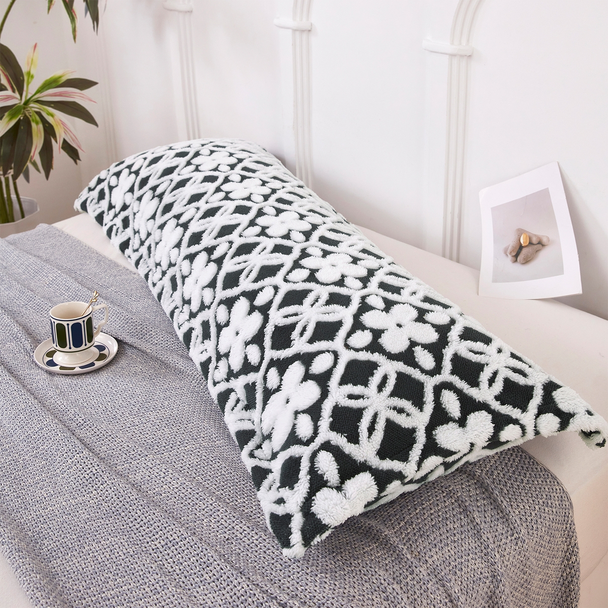 91家纺网 家纺一手货源 找家纺 云玲时尚 2025新款阳离子塔芙绒双人枕套 山茶黑