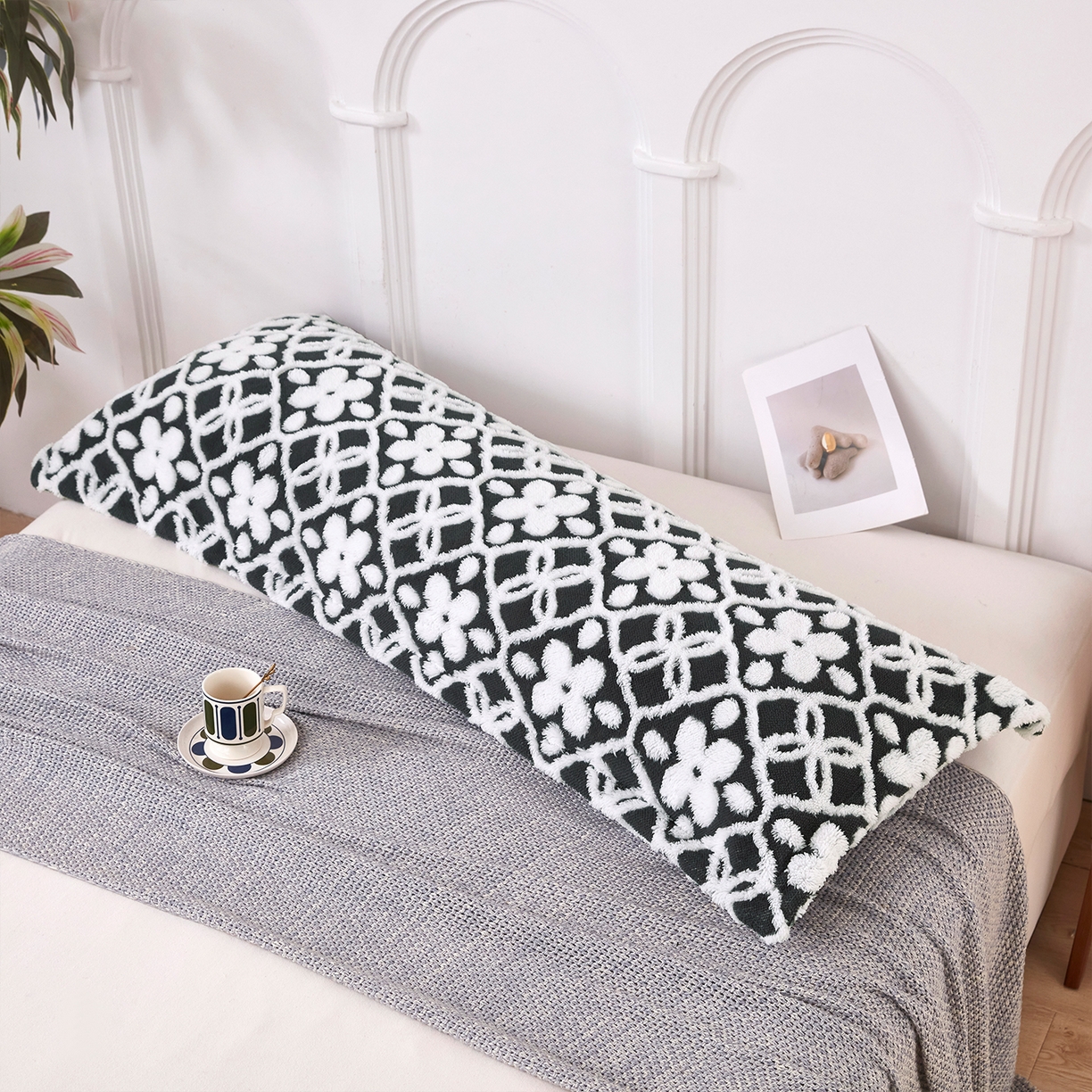 91家纺网 家纺一手货源 找家纺 云玲时尚 2025新款阳离子塔芙绒双人枕套 山茶黑