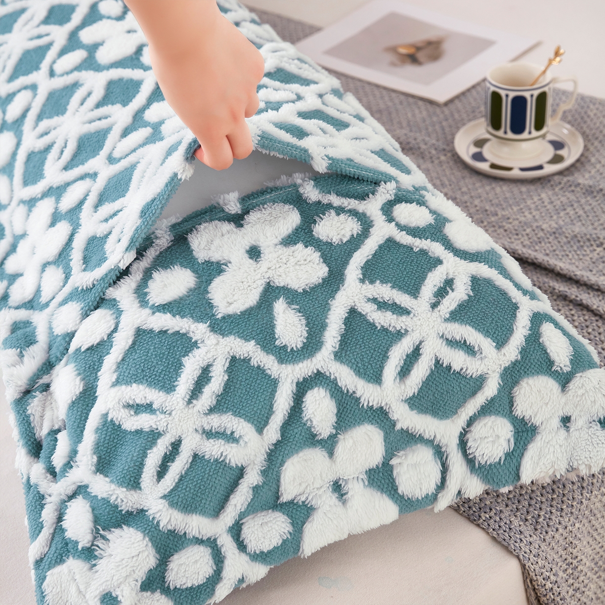 91家纺网 家纺一手货源 找家纺 云玲时尚 2025新款阳离子塔芙绒双人枕套 山茶蓝