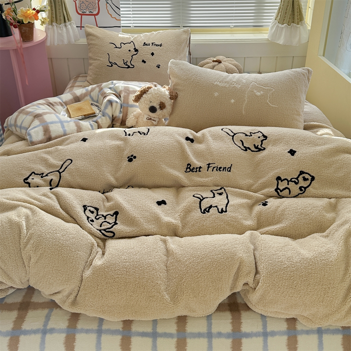 91家纺网 家纺一手货源 找家纺 （总）暖生活 2025新款高克重细颗粒羊羔绒四件套