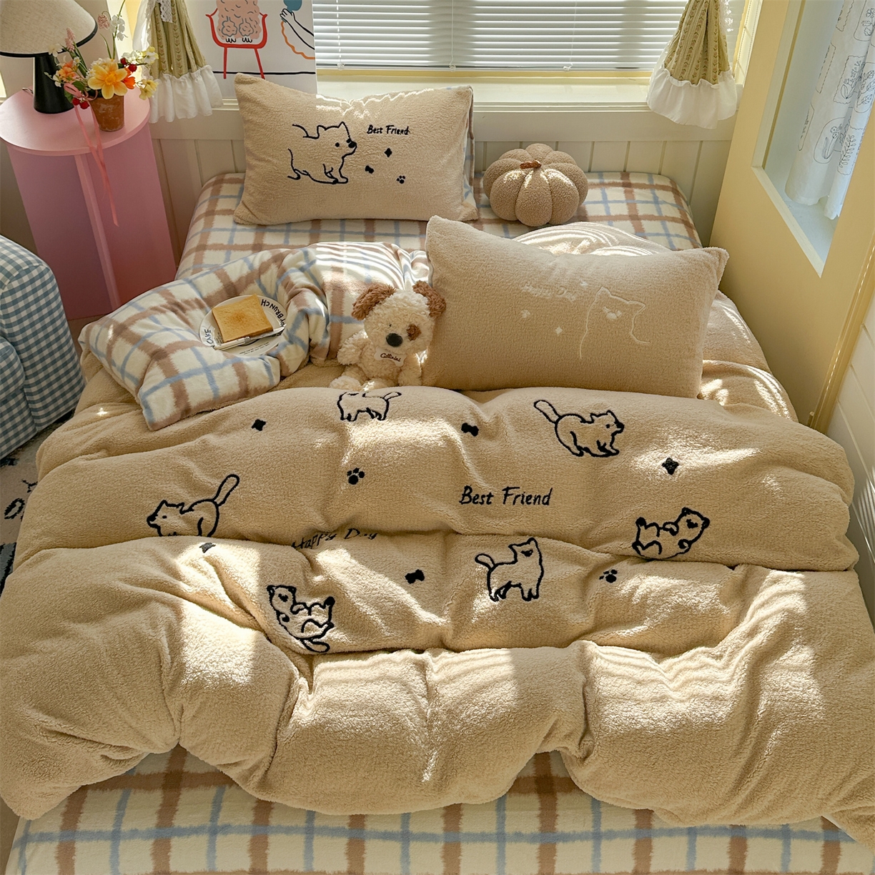 91家纺网 家纺一手货源 找家纺 （总）暖生活 2025新款高克重细颗粒羊羔绒四件套