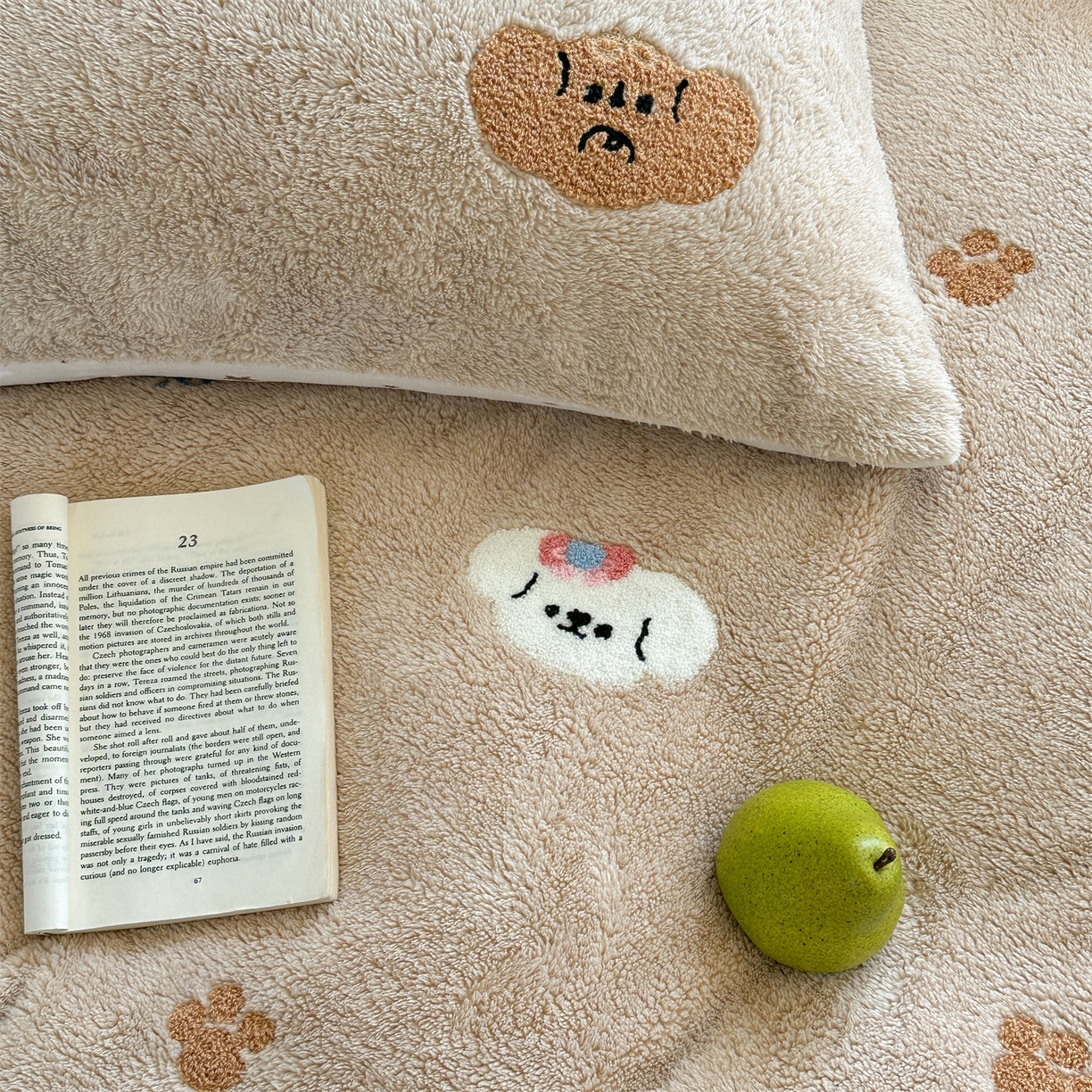 91家纺网 家纺一手货源 找家纺 暖生活 2025新款高克重细颗粒羊羔绒四件套 毛绒小狗