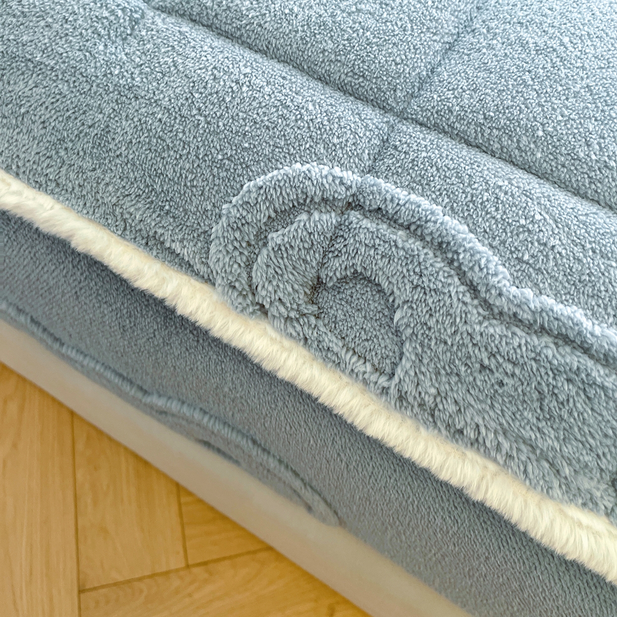 91家纺网 家纺一手货源 找家纺 （总）予梦家纺 2025新款塔芙绒加厚夹棉床笠床垫保护套