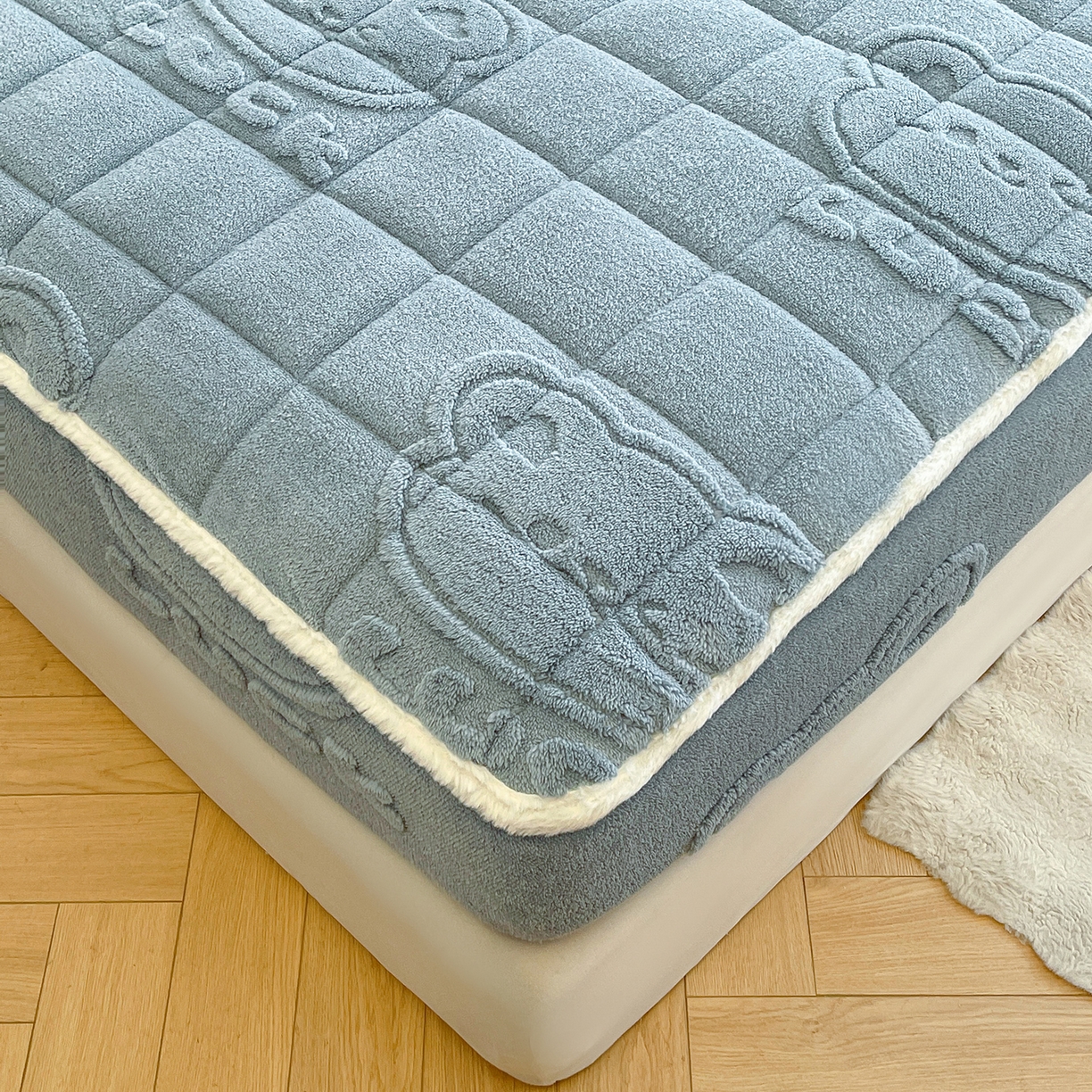 91家纺网 家纺一手货源 找家纺 （总）予梦家纺 2025新款塔芙绒加厚夹棉床笠床垫保护套