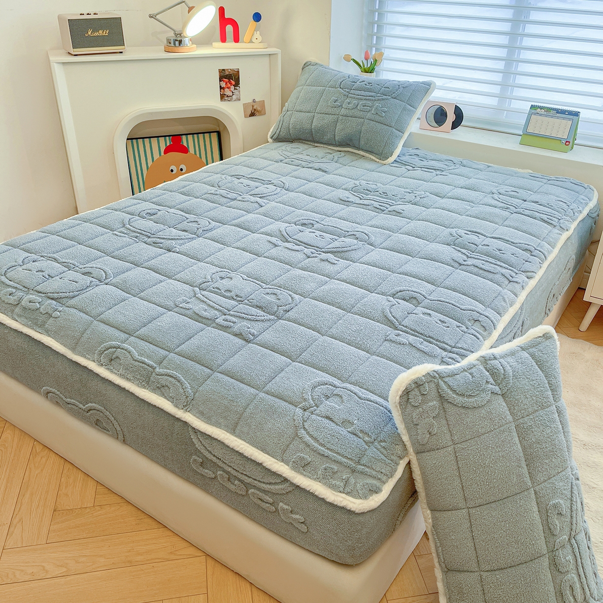 91家纺网 家纺一手货源 找家纺 （总）予梦家纺 2025新款塔芙绒加厚夹棉床笠床垫保护套