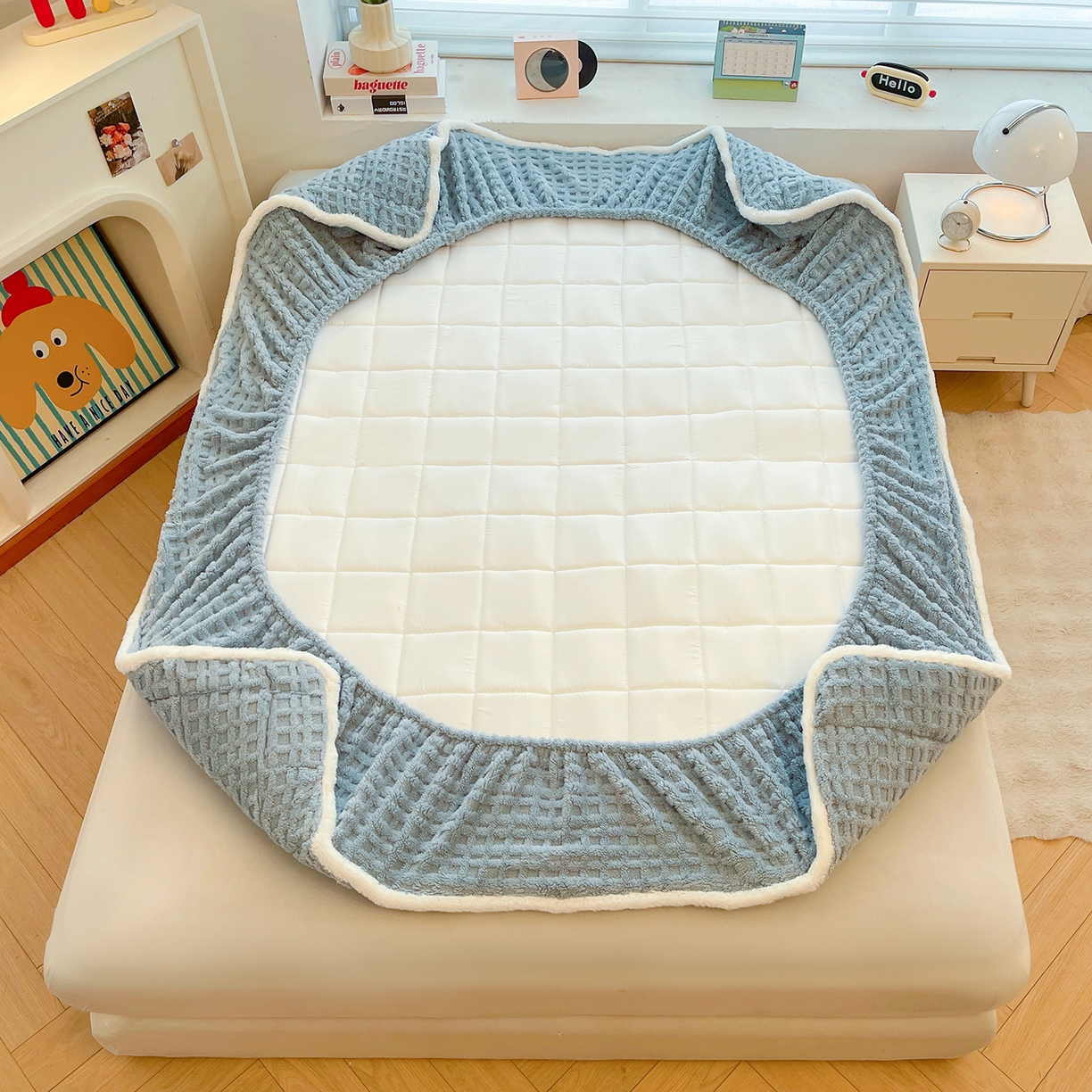 91家纺网 家纺一手货源 找家纺 予梦家纺 2025新款塔芙绒加厚夹棉床笠床垫保护套 星梦格 苍蓝