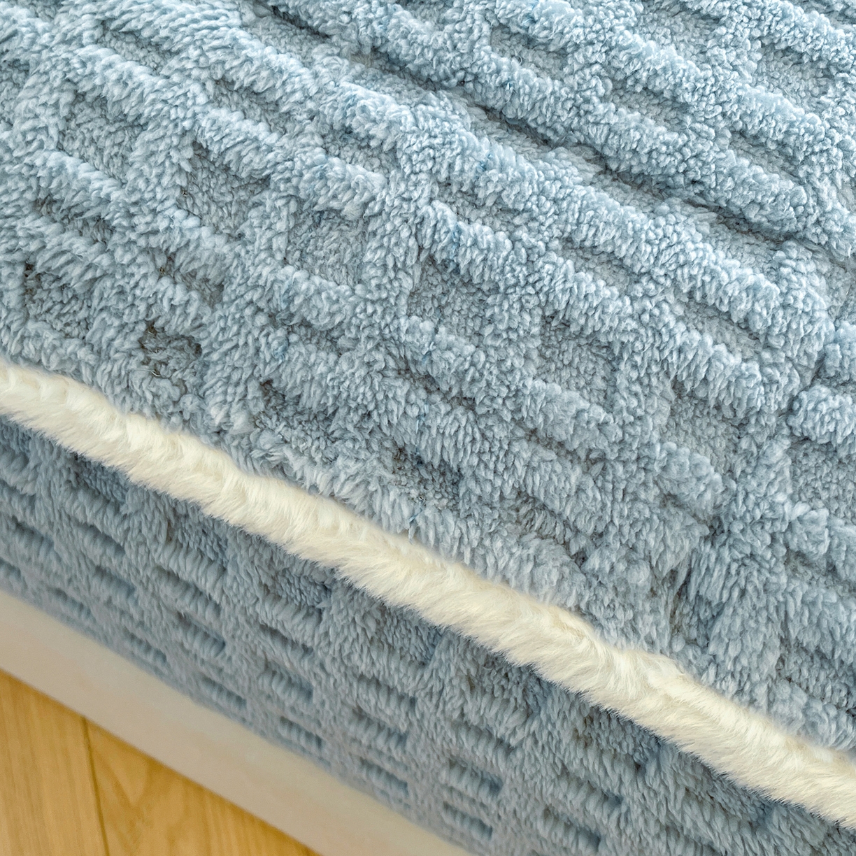 91家纺网 家纺一手货源 找家纺 予梦家纺 2025新款塔芙绒加厚夹棉床笠床垫保护套 星梦格 苍蓝