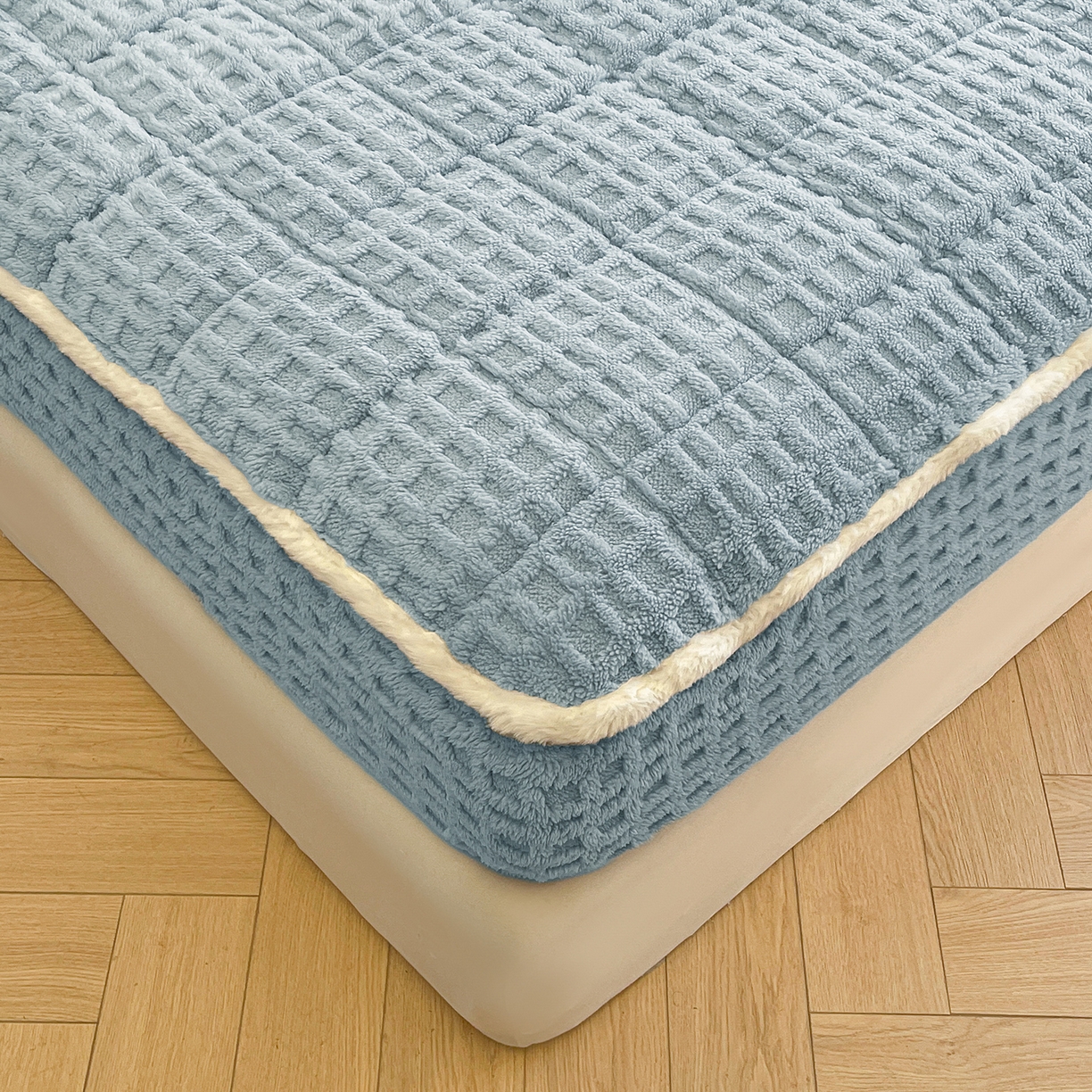 91家纺网 家纺一手货源 找家纺 予梦家纺 2025新款塔芙绒加厚夹棉床笠床垫保护套 星梦格 苍蓝