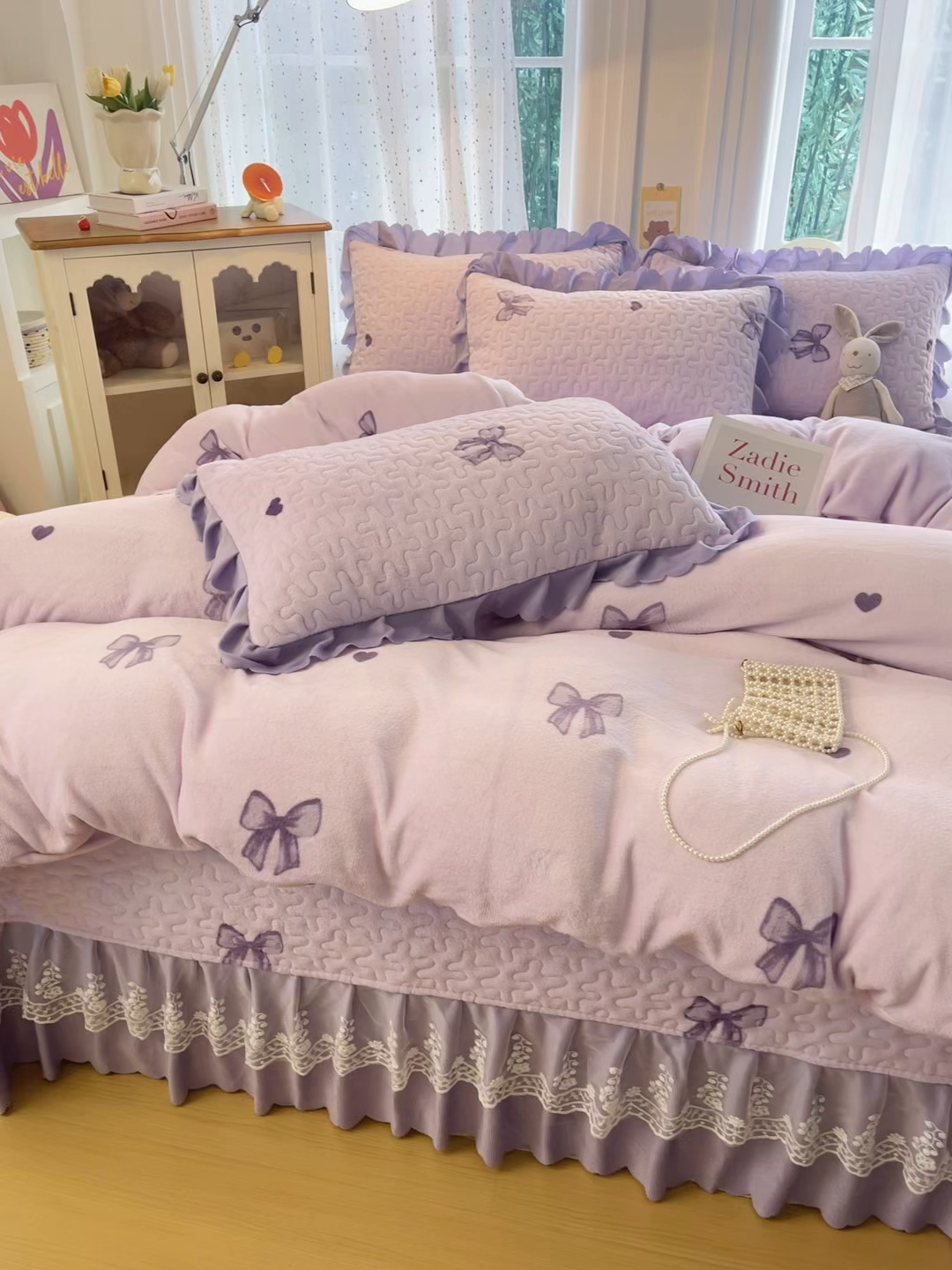 91家纺网 家纺一手货源 找家纺 艺慕家纺 2025新款时尚印花牛奶绒床盖四件套 罗曼爱人