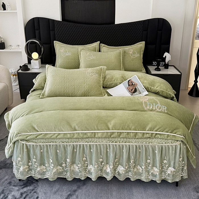 91家纺网 家纺一手货源 找家纺 （总）美芝莱床垫 2025秋冬新款亲肤舒适牛奶绒床盖款四件套