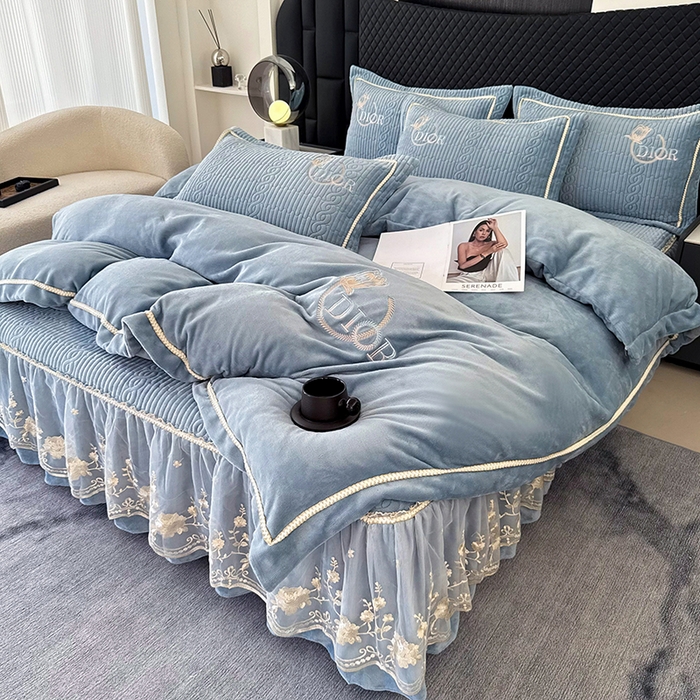 91家纺网 家纺一手货源 找家纺 （总）美芝莱床垫 2025秋冬新款亲肤舒适牛奶绒床盖款四件套