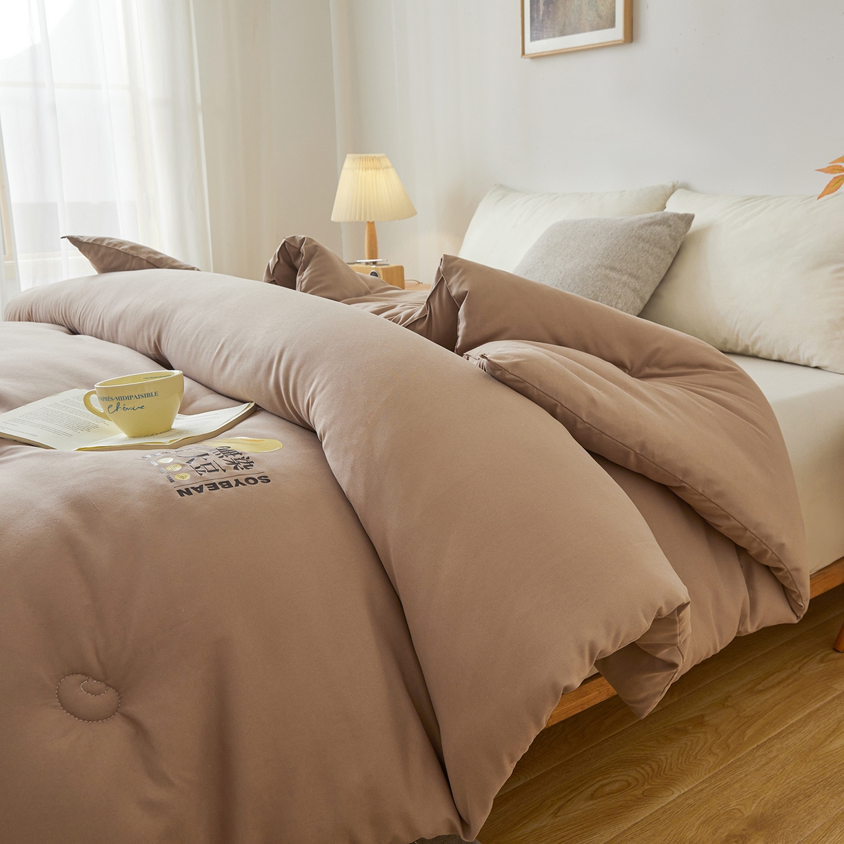 91家纺网 家纺一手货源 找家纺 上学郎家居 2025新款A类无染水洗棉大豆被子被芯 无染大豆 卡其