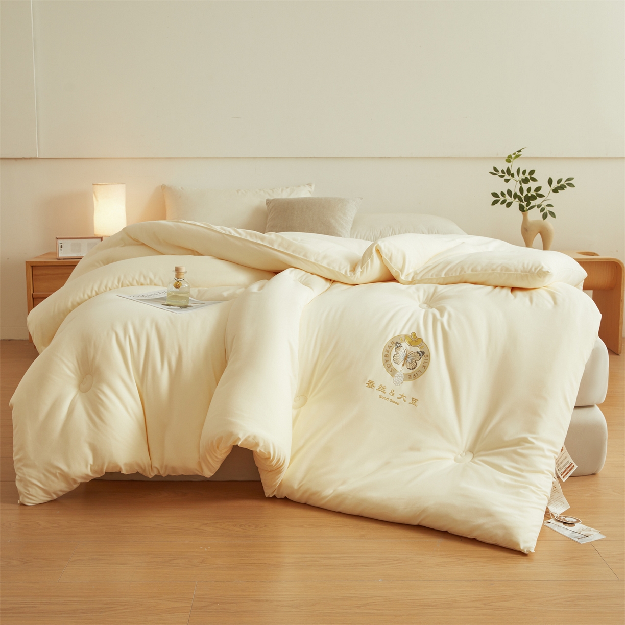 91家纺网 家纺一手货源 找家纺 （总）上学郎家居 2025新款水洗棉大豆被子被芯-蝶舞
