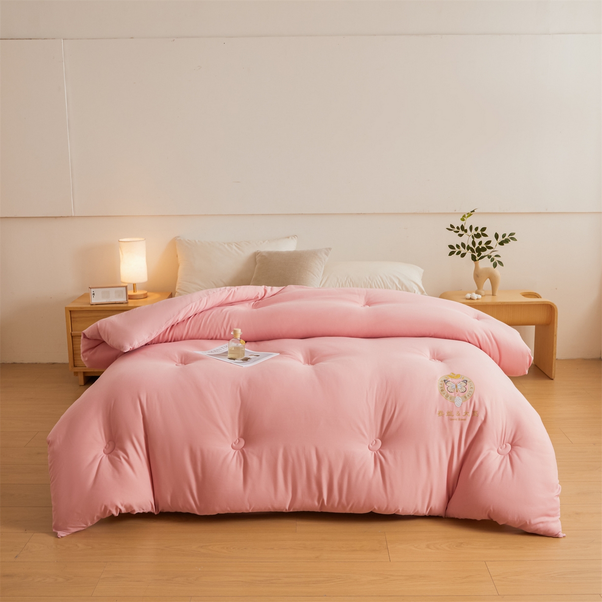 91家纺网 家纺一手货源 找家纺 上学郎家居 2025新款水洗棉大豆被子被芯-蝶舞 蝶舞大豆-豆沙粉