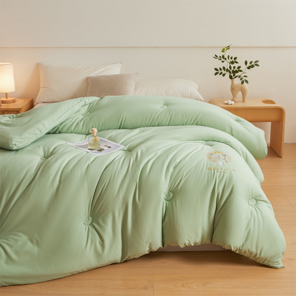 91家纺网 家纺一手货源 找家纺 上学郎家居 2025新款水洗棉大豆被子被芯-蝶舞 蝶舞大豆-青果绿