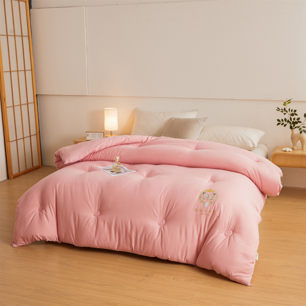 91家纺网 家纺一手货源 找家纺 上学郎家居 2025新款水洗棉大豆被子被芯-蝶舞 蝶舞大豆-豆沙粉