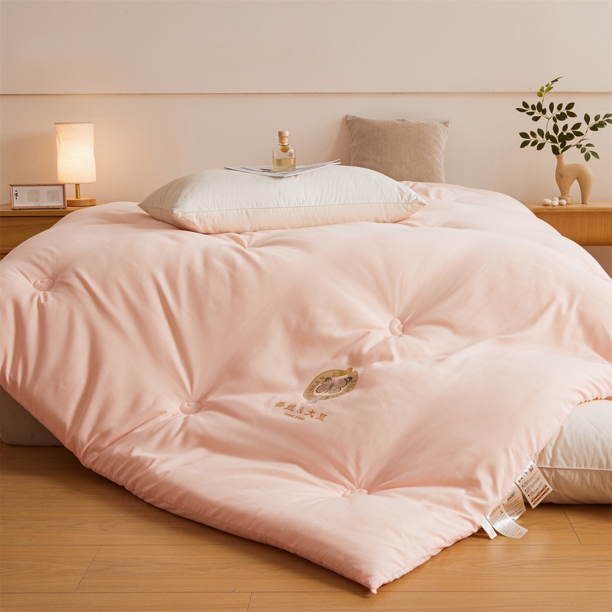 91家纺网 家纺一手货源 找家纺 上学郎家居 2025新款水洗棉大豆被子被芯-蝶舞 蝶舞大豆-柔肤玉