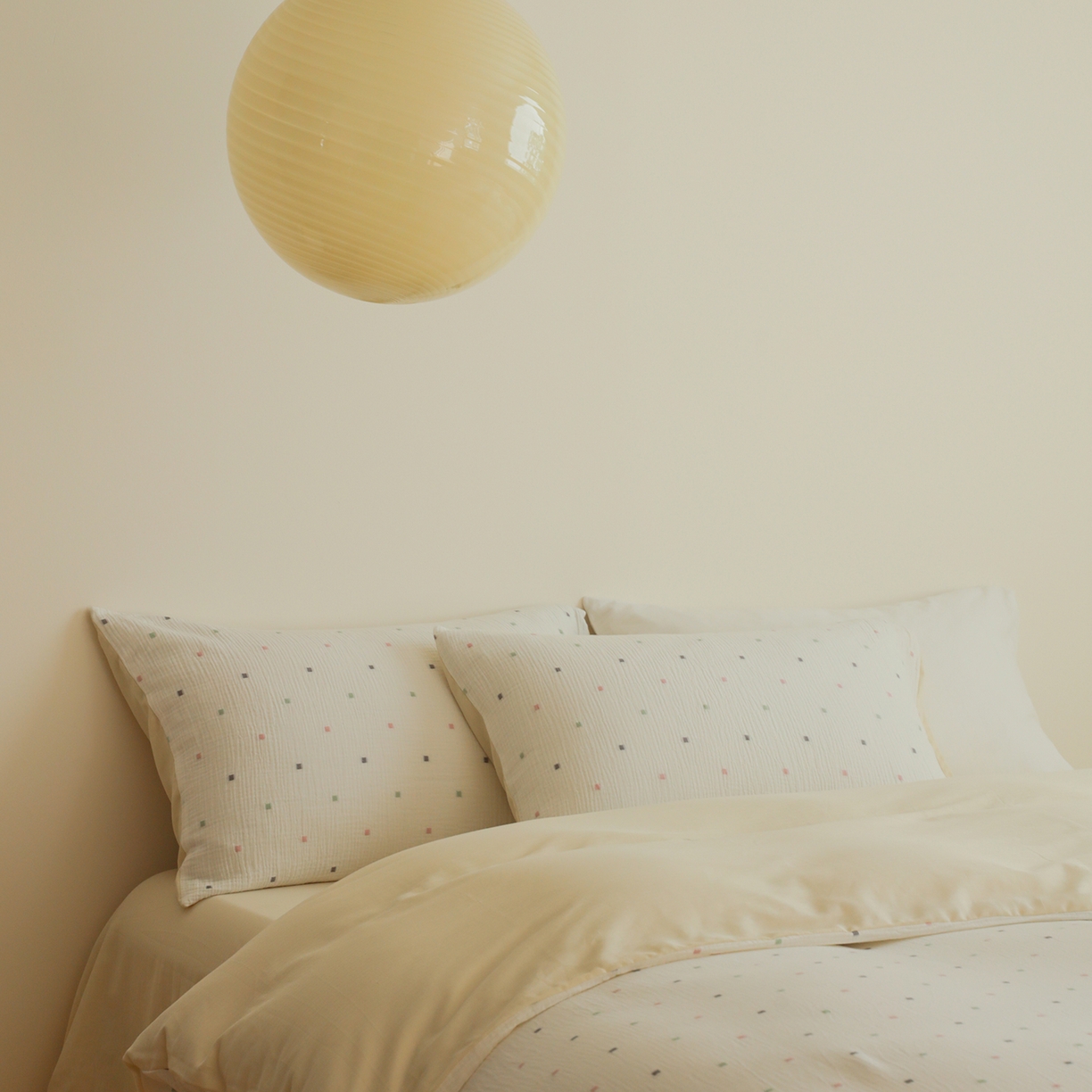 91家纺网 家纺一手货源 找家纺 （总）小春日和 2025新款全棉双层纱A类母婴四件套纯棉提花纱布床上用品四件套纯色床单亲肤被套民宿套件1.8床笠