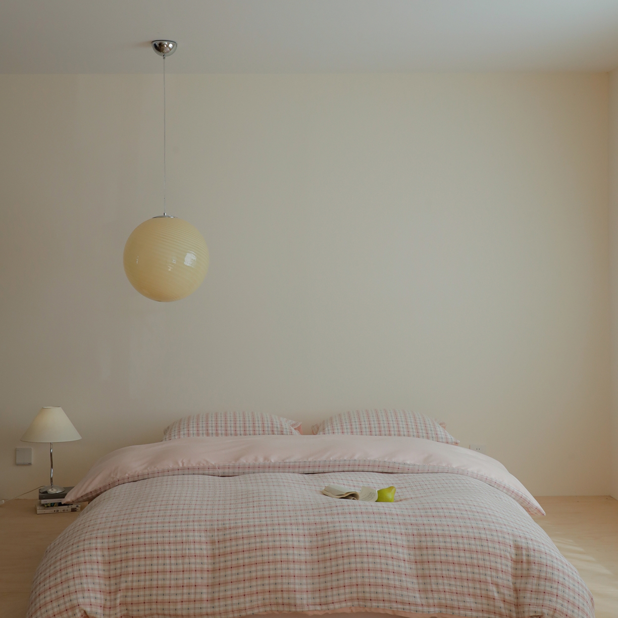 91家纺网 家纺一手货源 找家纺 小春日和 2025新款全棉双层纱A类母婴四件套纯棉提花纱布床上用品四件套纯色床单亲肤被套民宿套件1.8床笠 叙言-粉