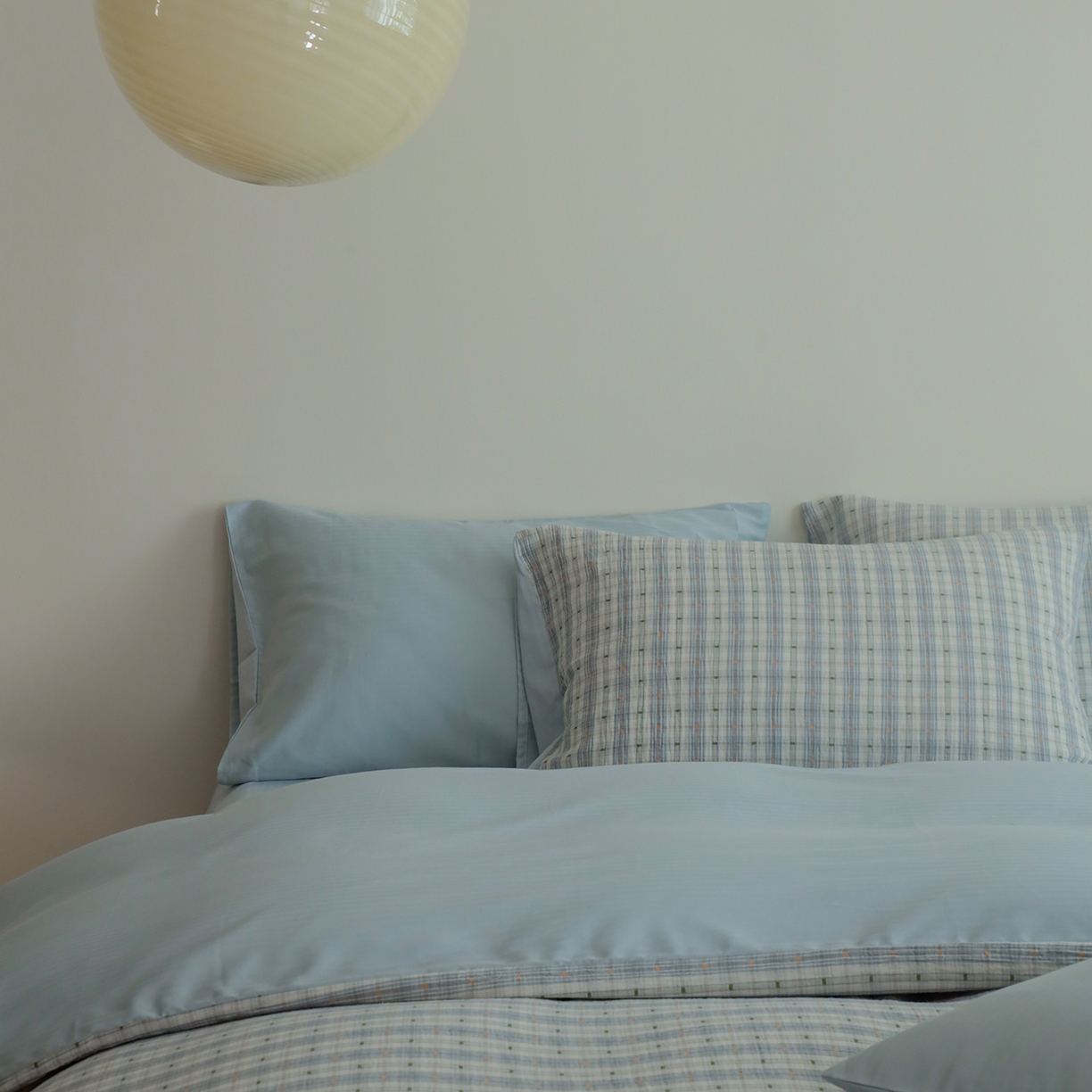 91家纺网 家纺一手货源 找家纺 小春日和 2025新款全棉双层纱A类母婴四件套纯棉提花纱布床上用品四件套纯色床单亲肤被套民宿套件1.8床笠 叙言-蓝