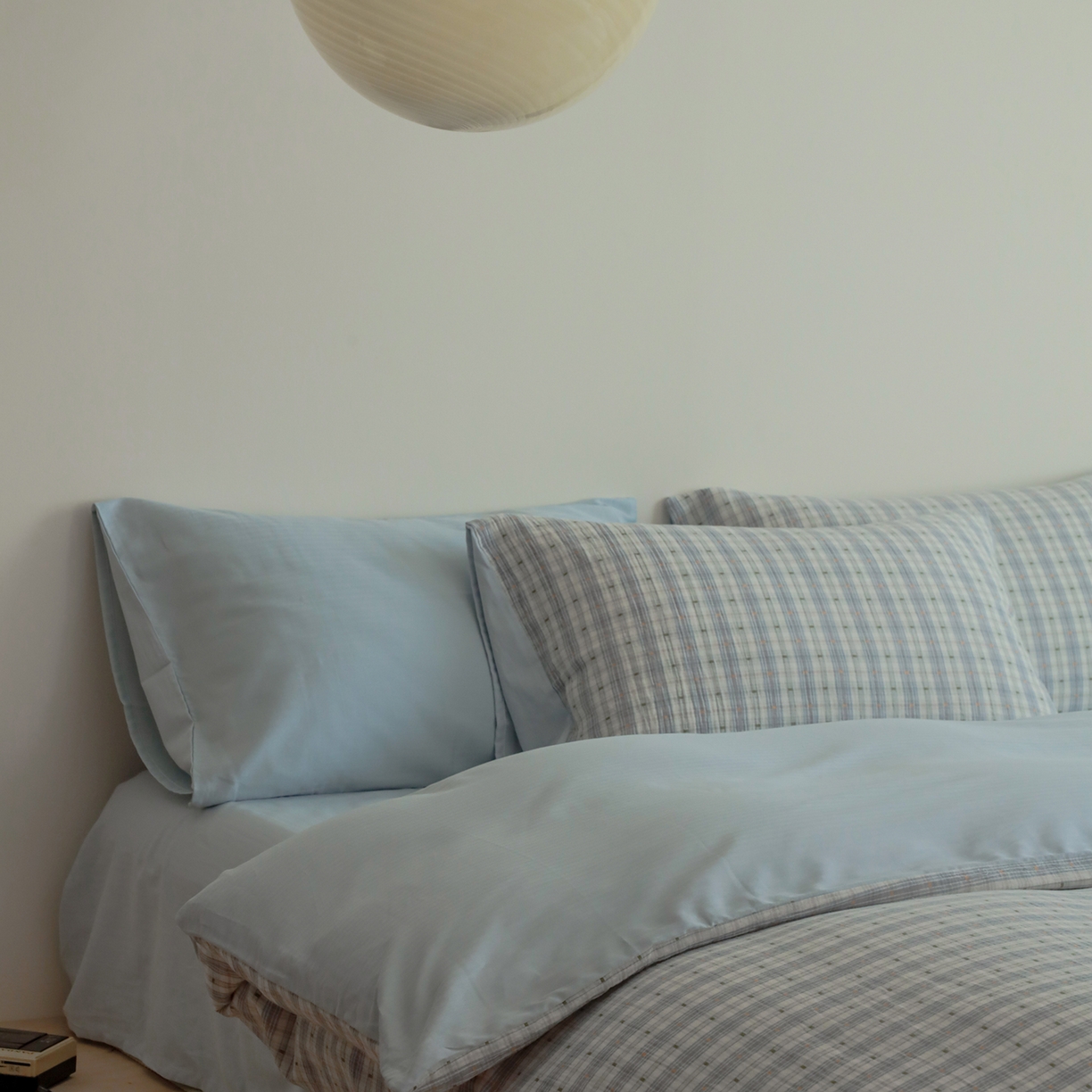 91家纺网 家纺一手货源 找家纺 小春日和 2025新款全棉双层纱A类母婴四件套纯棉提花纱布床上用品四件套纯色床单亲肤被套民宿套件1.8床笠 叙言-蓝