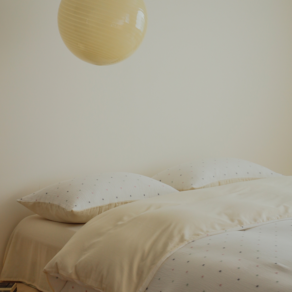 91家纺网 家纺一手货源 找家纺 小春日和 2025新款全棉双层纱A类母婴四件套纯棉提花纱布床上用品四件套纯色床单亲肤被套民宿套件1.8床笠 叙言-山雾