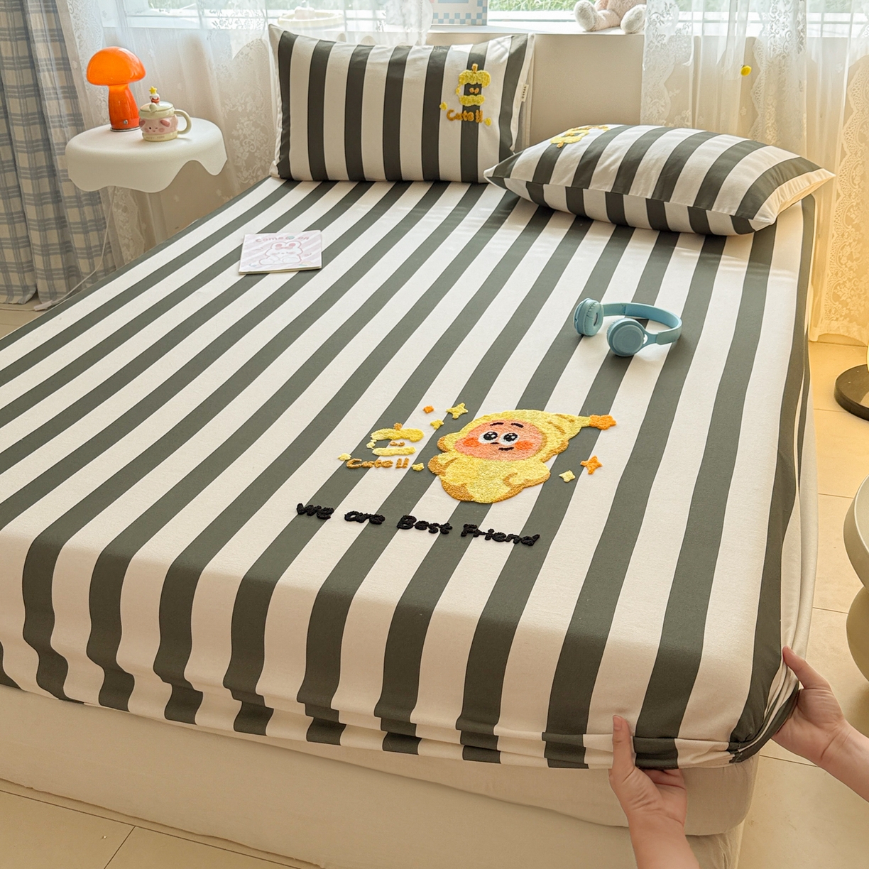 91家纺网 家纺一手货源 找家纺 沐辰 2025新款A类全棉磨毛绣花单品床单床笠 星星人条纹-床笠