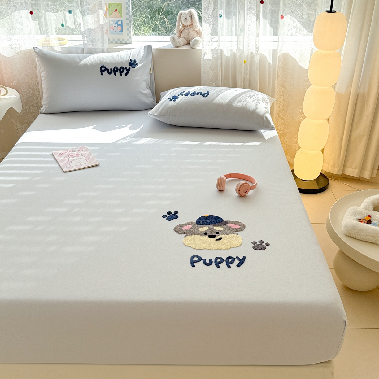 91家纺网 家纺一手货源 找家纺 沐辰 2025新款A类全棉磨毛绣花单品床单床笠 邮差狗狗-床笠