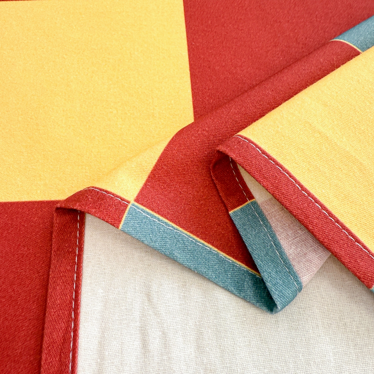 91家纺网 家纺一手货源 找家纺 沐辰 2025新款A类全棉磨毛绣花单品床单床笠 撞色狗狗-床单