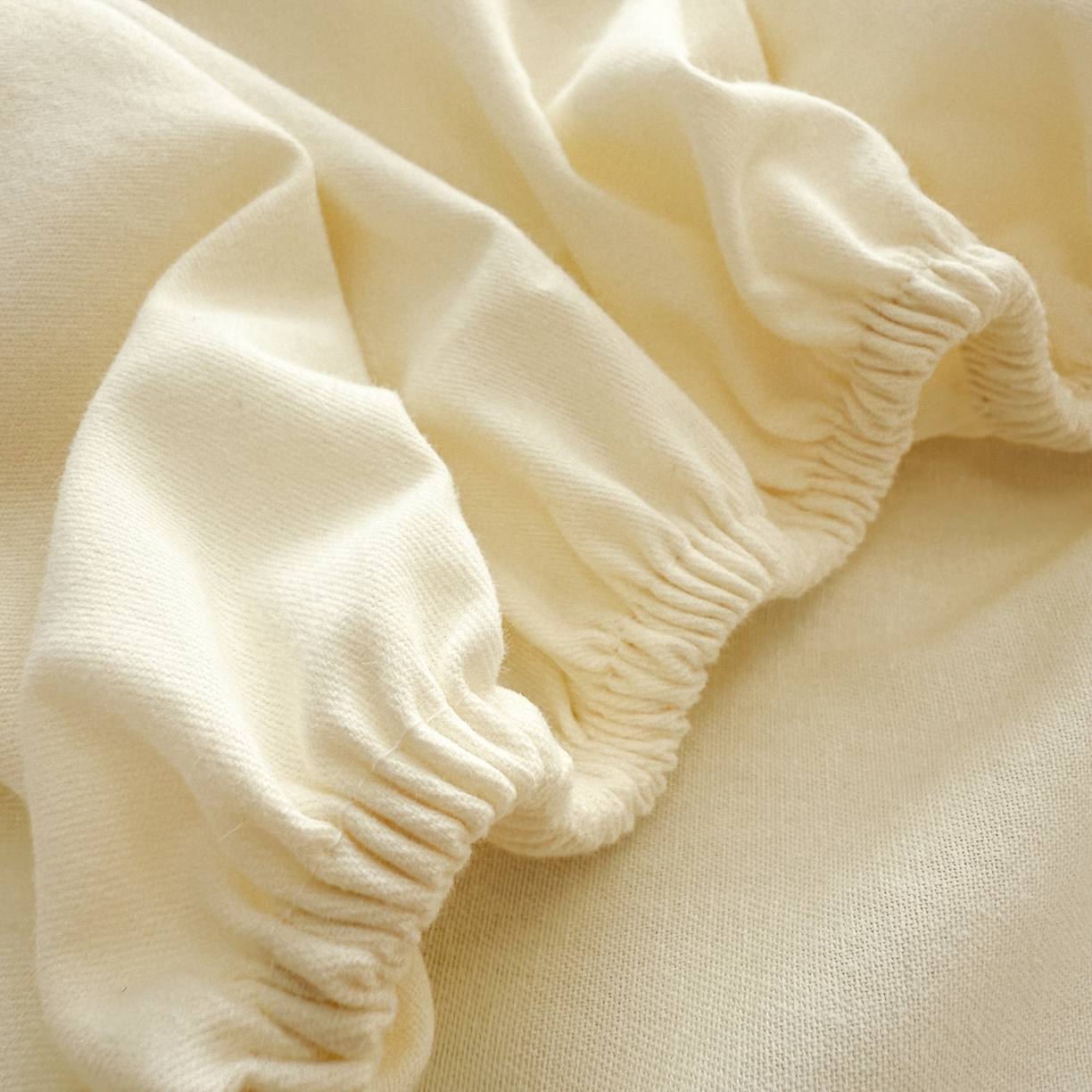 91家纺网 家纺一手货源 找家纺 沐辰 2025新款A类全棉磨毛绣花单品床单床笠 星星人米白-床笠