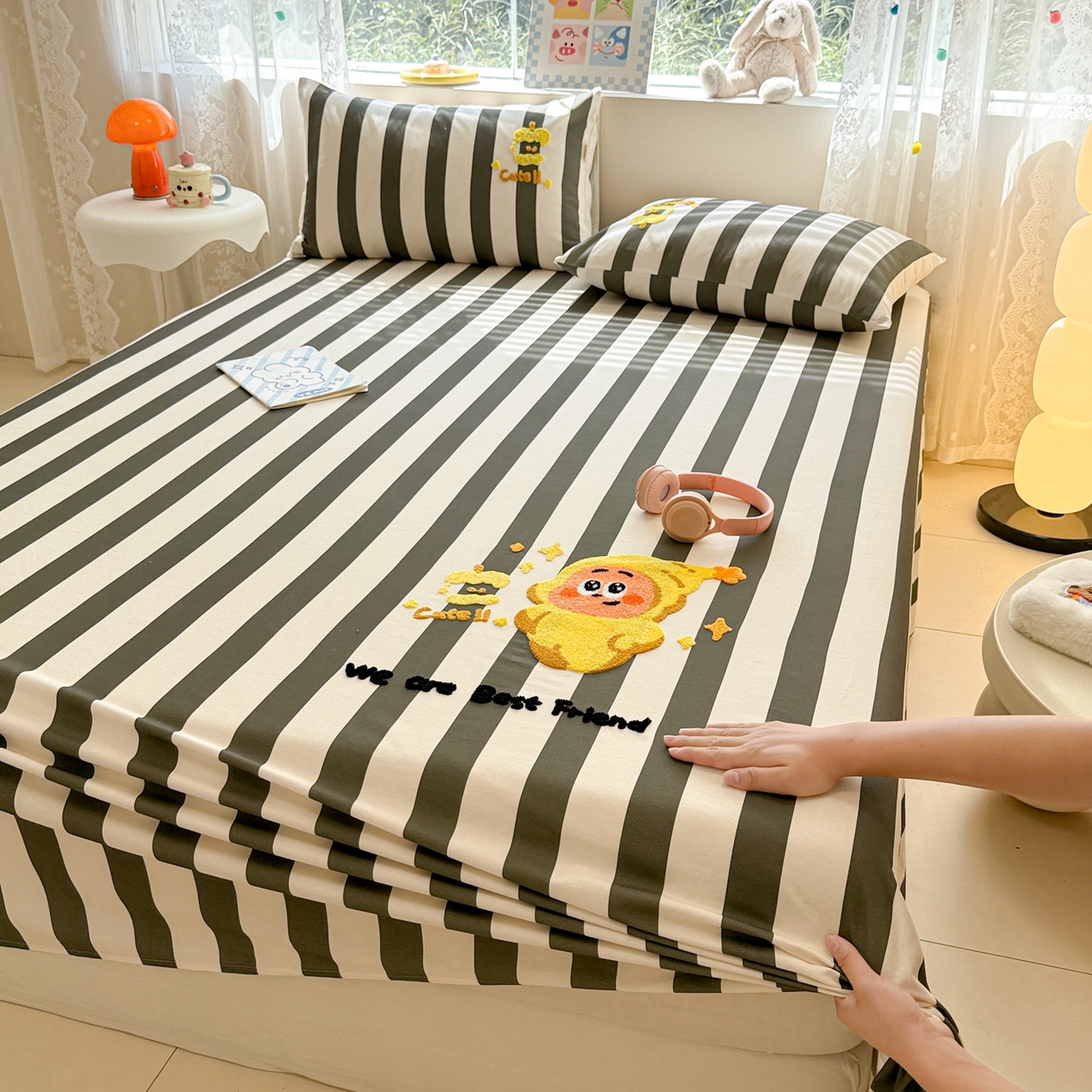 91家纺网 家纺一手货源 找家纺 沐辰 2025新款A类全棉磨毛绣花单品床单床笠 星星人条纹-床单