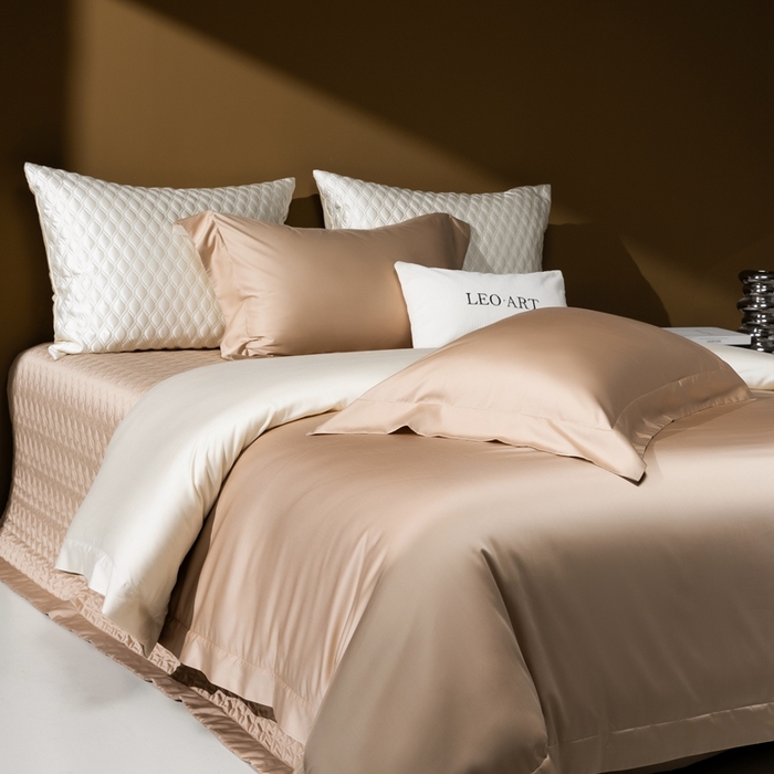 91家纺网 家纺一手货源 找家纺 （总）涞澳家纺 2025新款80天丝棉磨毛床盖压线款四件套-星河入梦