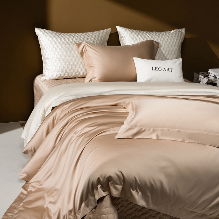 91家纺网 家纺一手货源 找家纺 （总）涞澳家纺 2025新款80天丝棉磨毛床盖压线款四件套-星河入梦