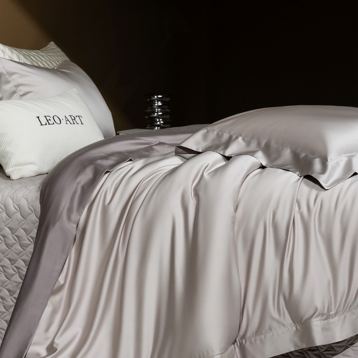 91家纺网 家纺一手货源 找家纺 涞澳家纺 2025新款80天丝棉磨毛床盖压线款四件套-星河入梦 星河入梦-米灰