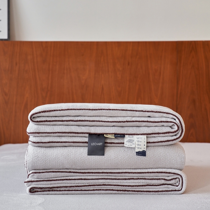 91家纺网 家纺一手货源 找家纺 涞澳家纺 2025新款亲肤舒适毛巾绒懒人被被子被芯 毛巾绒懒人被-灰