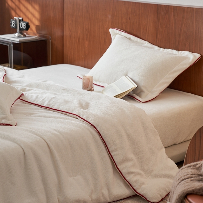 91家纺网 家纺一手货源 找家纺 涞澳家纺 2025新款亲肤舒适毛巾绒懒人被被子被芯 毛巾绒懒人被-白