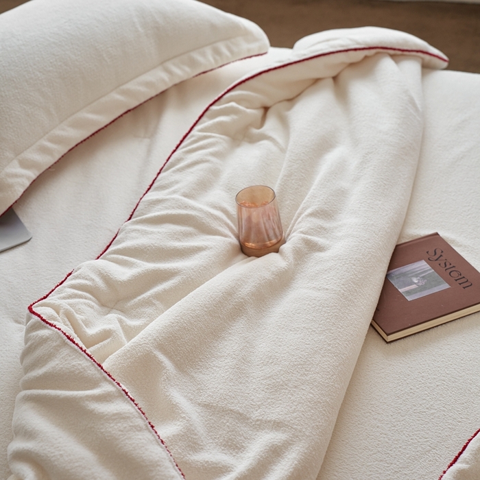 91家纺网 家纺一手货源 找家纺 涞澳家纺 2025新款亲肤舒适毛巾绒懒人被被子被芯 毛巾绒懒人被-白