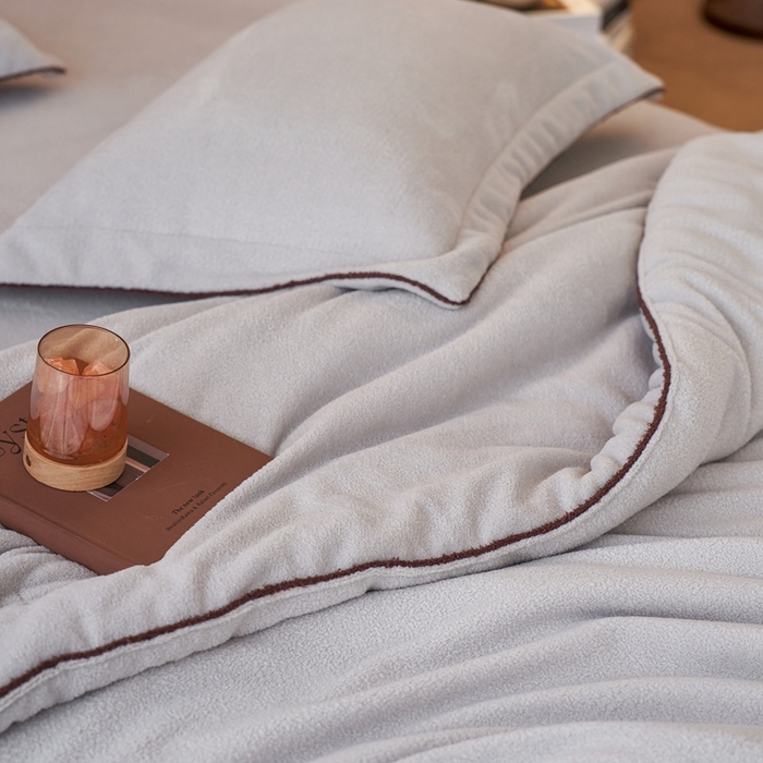 91家纺网 家纺一手货源 找家纺 涞澳家纺 2025新款亲肤舒适毛巾绒懒人被被子被芯 毛巾绒懒人被-灰