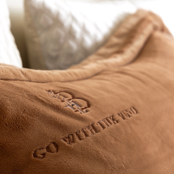 91家纺网 家纺一手货源 找家纺 涞澳家纺 2025秋冬新款亲肤舒适牛奶绒四件套-简慕 简慕-杏香槟