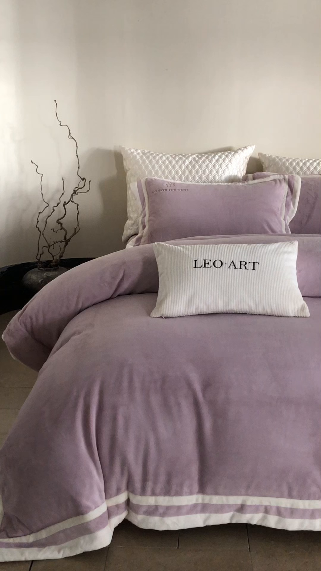 91家纺网 家纺一手货源 找家纺 涞澳家纺 2025秋冬新款亲肤舒适牛奶绒四件套-简慕 简慕-月光紫