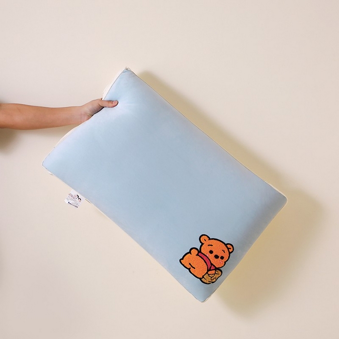 91家纺网 家纺一手货源 找家纺 木子晗 2025新款毛巾绣可爱卡通枕枕头枕芯-小熊嘟嘟 组合图仅供展示