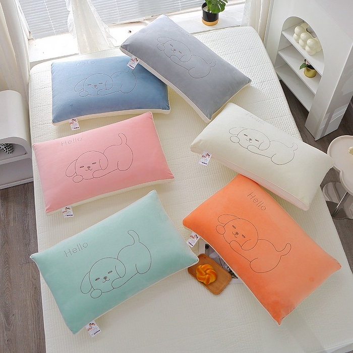 91家纺网 家纺一手货源 找家纺 （总）木子晗 2025新款羽丝绒枕头枕芯爆款送货可来样定做学生季