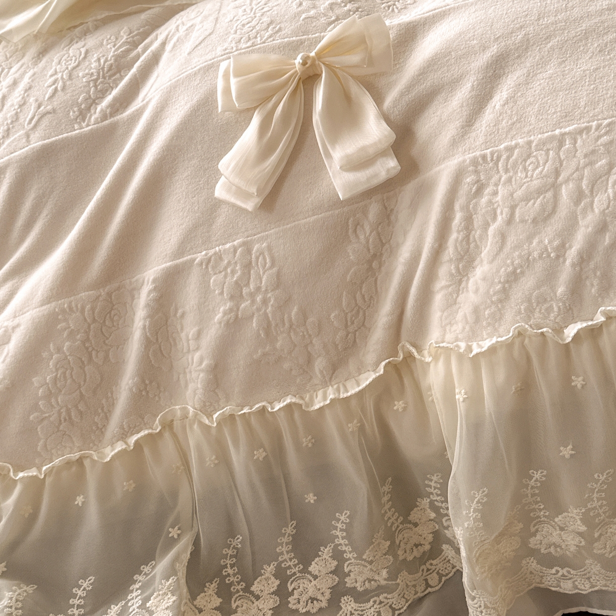 91家纺网 家纺一手货源 找家纺 （总）你好美丽 2025新款雕花牛奶绒刺绣花边蝴蝶结四件套-黛玉系列