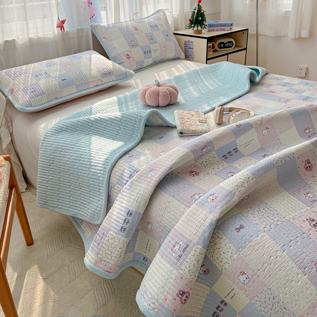 91家纺网 家纺一手货源 找家纺 恒尚居 2025新款双层纱牛奶绒床盖双面两用夹棉床单床垫-秋冬款 四季通用 慢时光【A双层纱-B牛奶绒】