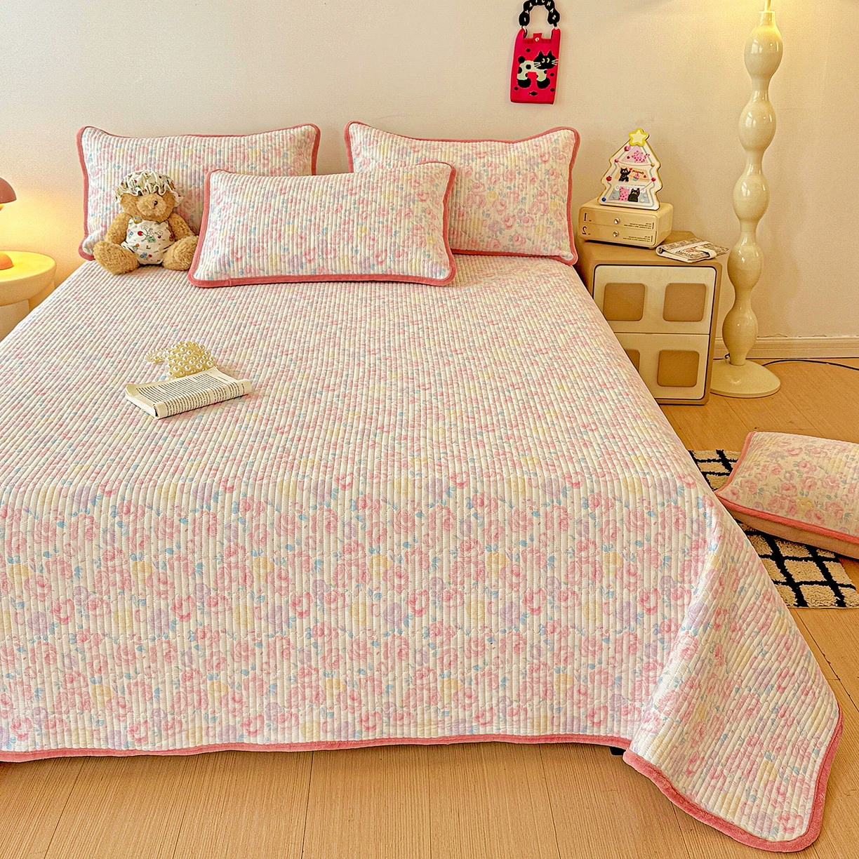 91家纺网 家纺一手货源 找家纺 恒尚居 2025新款双层纱牛奶绒床盖双面两用夹棉床单床垫-秋冬款 四季通用 玫瑰印象【A双层纱-B牛奶绒】