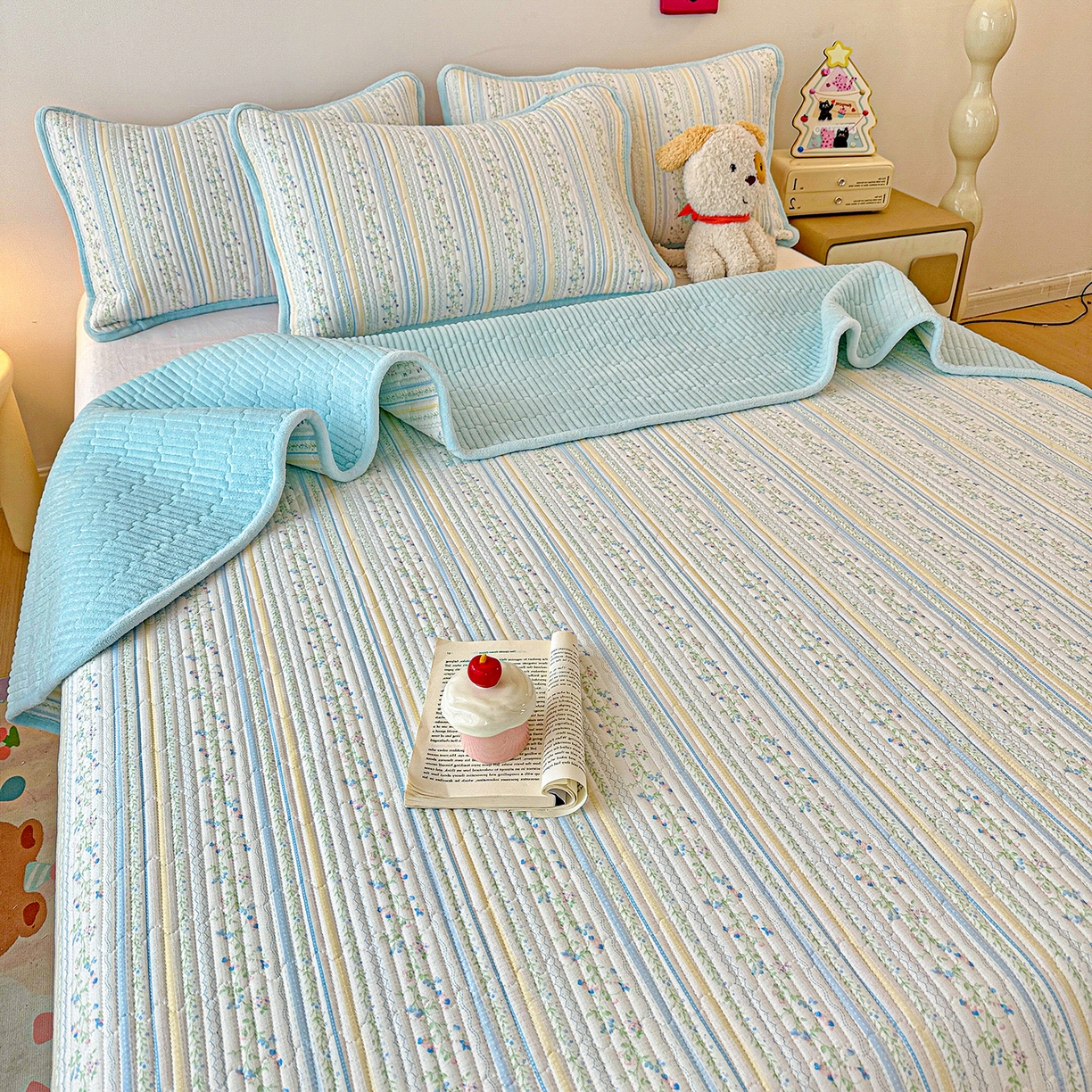 91家纺网 家纺一手货源 找家纺 恒尚居 2025新款双层纱牛奶绒床盖双面两用夹棉床单床垫-秋冬款 四季通用 阳光庄园【A双层纱-B牛奶绒】