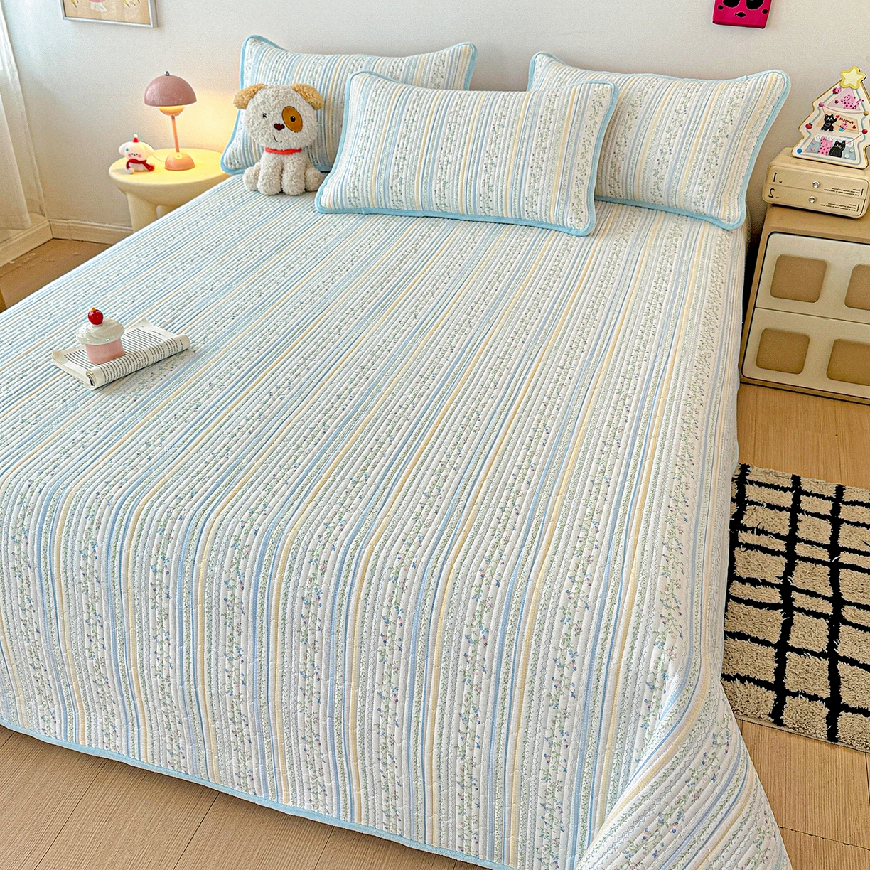 91家纺网 家纺一手货源 找家纺 恒尚居 2025新款双层纱牛奶绒床盖双面两用夹棉床单床垫-秋冬款 四季通用 阳光庄园【A双层纱-B牛奶绒】