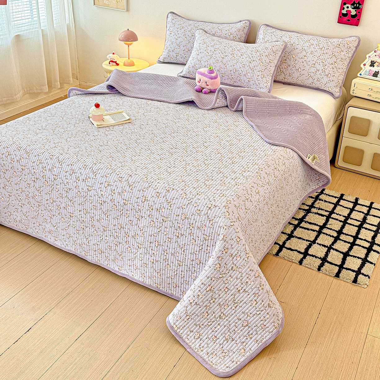 91家纺网 家纺一手货源 找家纺 恒尚居 2025新款双层纱牛奶绒床盖双面两用夹棉床单床垫-秋冬款 四季通用 紫藤花【A双层纱-B牛奶绒】